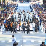 スカパラ、御堂筋ランウェイに登場！
