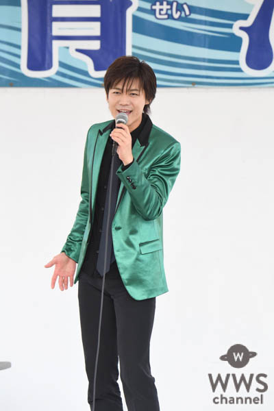 新浜レオン、学園祭LIVEにも挑戦！尾崎豊の名曲「I LOVE YOU」披露に 会場はうっとり...！！