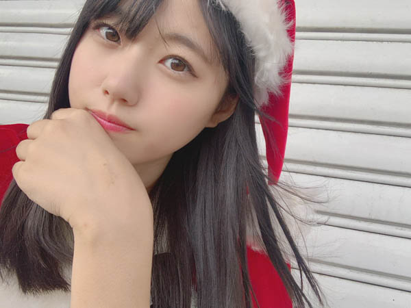 STU48 瀧野由美子、福田朱里、門脇実優菜からクリスマスイブにサンタコス写真が続々投稿！