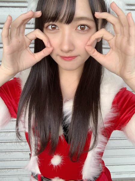 STU48 瀧野由美子、福田朱里、門脇実優菜からクリスマスイブにサンタコス写真が続々投稿！