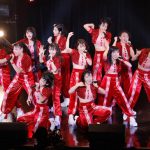【ライブレポート】BEYOOOOONDS（ビヨーンズ）、グループ初の単独ライブを笑いと熱気の渦で包み込む！