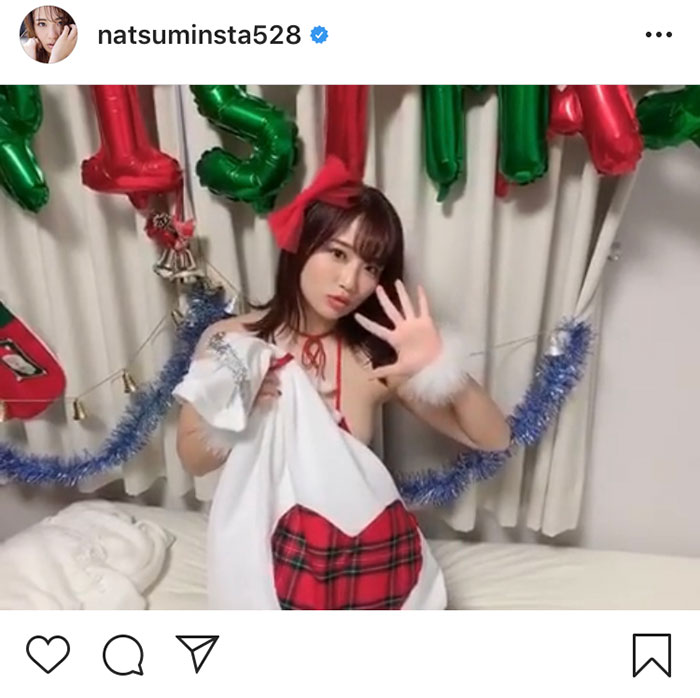 平嶋夏海がサンタコス写真を公開！「セクシーすぎる」「プレゼント下さい」と反響！！