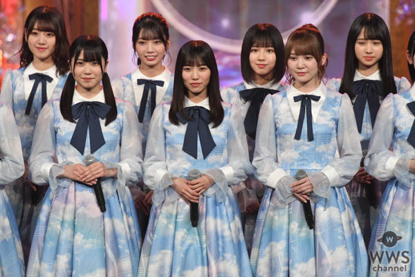 日向坂46がレコ大で生バンドとコラボ！一糸乱れぬダンスとキラキラ笑顔で場内を魅了！＜第61回 輝く！日本レコード大賞＞