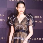 のんが透け感のロングドレスで「ブルガリアウローラ アワード」のフォトコールに登場！＜BVLGARI AVRORA AWARDS 2019＞