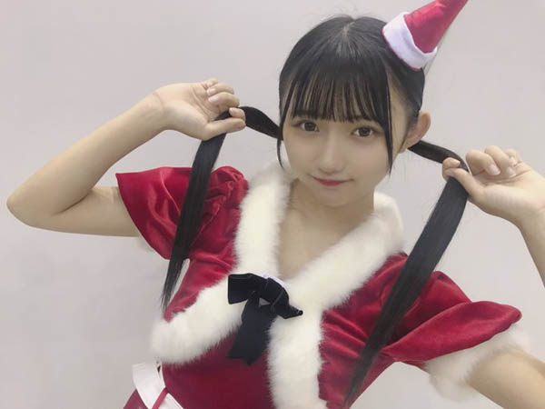 STU48 瀧野由美子、福田朱里、門脇実優菜からクリスマスイブにサンタコス写真が続々投稿！