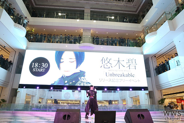 悠木碧がニューシングル発売日に池袋サンシャインシティ噴水広場でイベントを開催！
