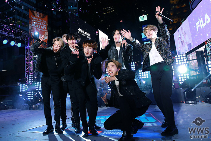 BTS、米ニューヨーク・タイムズスクエアで米最大新年ライブショー’NEW YEAR’S ROCKIN’ EVE‘で全世界の心を掴んだパフォーマンス！