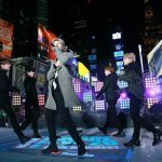 BTS、米ニューヨーク・タイムズスクエアで米最大新年ライブショー’NEW YEAR’S ROCKIN’ EVE‘で全世界の心を掴んだパフォーマンス！