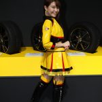 宮島マリーナ、石原未梨がダンロップブースでお出迎え！＜東京オートサロン2020＞