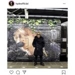 HYDEがラッピング特急「HYDEサザン」の前で記念写真！「なんて素敵」「和歌山行きたーい」「引っ越そうかしら」など大反響