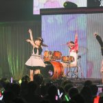 【ライブレポート】HKT48、村重ワールド全開で起こった2時間のセンター交代劇「切り替え速いな！」＜AKB48グループ TDCホールライブ祭り＞