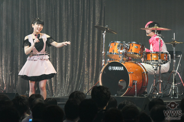 【ライブレポート】HKT48、村重ワールド全開で起こった2時間のセンター交代劇「切り替え速いな！」＜AKB48グループ TDCホールライブ祭り＞