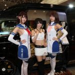 【動画】コンパニオン・亜桜みくりにサーキットクイーン・朝陽唯、萩ゆりのがインタビュー！ゴージャスなカスタムハイエースもレポート＜東京オートサロン2020＞
