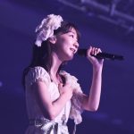 AKB48 柏木由紀、ソロ曲『夜風の仕業』で美声を響かせる＜AKB48リクアワ2020＞