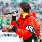 三阪咲、令和初の全国高校サッカー選手権決勝で史上初の2曲熱唱ライブ！
