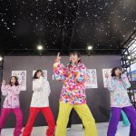 CROWN POP、渋谷の屋上で雪が降る中サードシングル「真っ白片思い」を披露！！