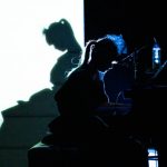 大塚 愛、アート空間で鮮やかなピアノ弾き語りライブを開催！3都市ツアーが大盛況にて終幕