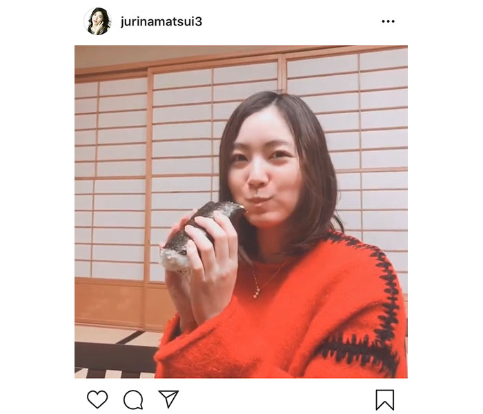 SKE48 松井珠理奈、すっぴんで恵方巻きにかぶりつき！「幸せな気分になる」「ずっと見ていられる」