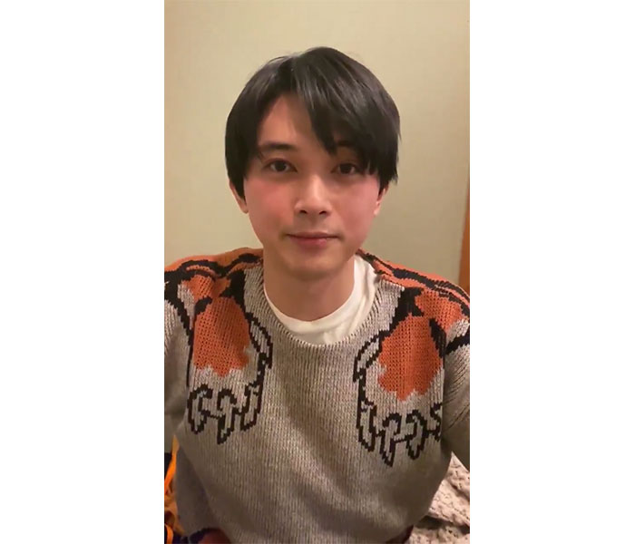 吉沢亮が誕生日にほろ酔い動画で抱負を語る！「色んなことを勉強しながらちゃんと大人に」