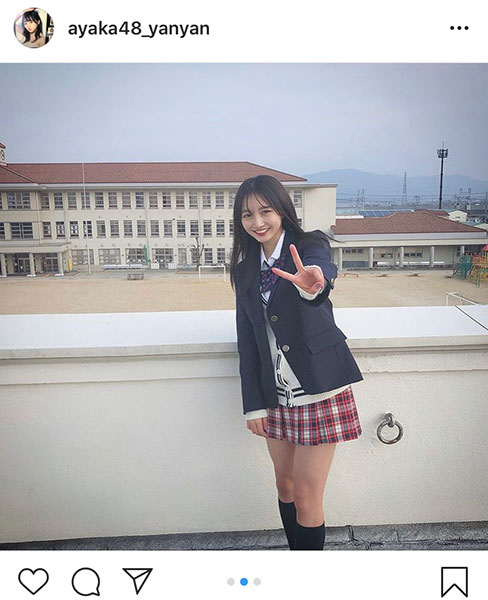 NMB48 山本彩加、可愛さ爆発の制服ショットに「キュンキュンしちゃった」「萌え袖かわいい」など大反響