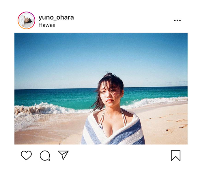 大原優乃、フィルムで撮影した海辺の美ショットを公開！「素晴らしい景色」「可愛い！いい表情だなぁ」