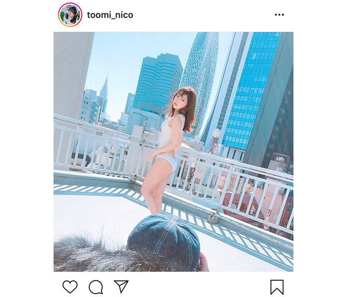 十味（とーみ）がゼロイチコラボムック本の撮影オフショットを公開！「めちゃくちゃ可愛い」「届くの楽しみにしてます」