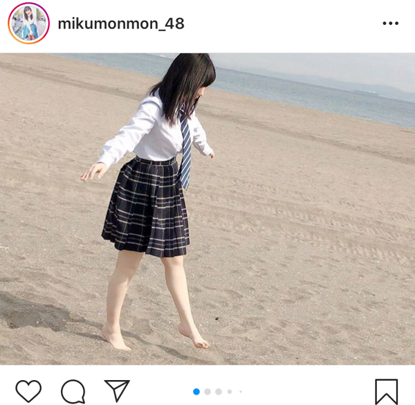 HKT48 田中美久、現役最後の海辺制服ショットに「最高です」「天使か！？」「永遠に見ていたなぁー！」と大反響