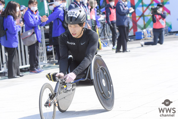 鈴木朋樹選手、東京マラソン・車いす部門大会新記録で優勝