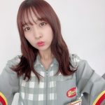 スパガ・渡邉幸愛が可愛すぎるコンビニ制服姿公開！名札まで完璧でファン歓喜「制服めっちゃレアでいいね！」
