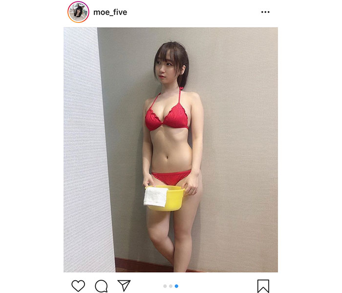 伊織もえ、新作写真集は銭湯！？赤ビキニオフショットも公開に「必ずや買う」「めちゃ楽しみです！！」