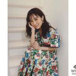 石川恋、笑顔の花柄ワンピース姿にファン歓喜！「本当にきれい」「石川恋の笑顔は最強」