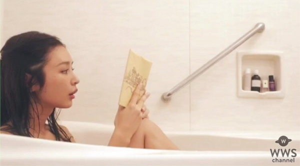健康美女の加治ひとみが自宅のお風呂からセクシーすぎるインスタ動画を投稿！