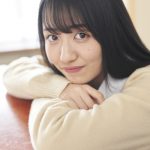 スパガの最年少・長尾しおりの純白ビキニに釘付け！