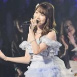 AKB48 柏木由紀、『ポニシュシュ』ジャケ写から伝わる緊張！「合成？ってくらい距離ある笑」