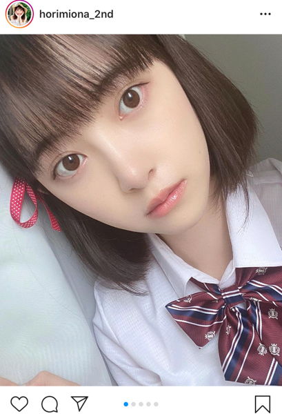 乃木坂46 堀未央奈、『君の名は。』の再現コスプレを披露！「リアル三葉や」「制服姿似合いすぎ」