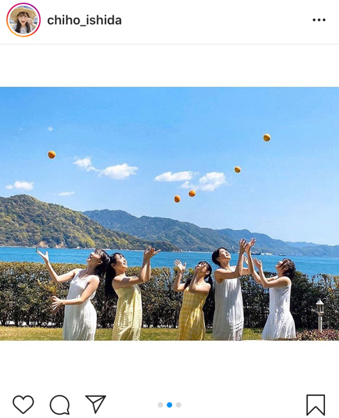 STU48 石田千穂、瀬戸内の海を背景にしたビューティーオフショット公開「めちゃ可愛い」「最高」