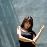 黒木ひかり、ハタチ直前の大人ビューティな色気ショット公開「今回の撮影もはりきっております！」