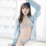 「#ババババンビ」岸みゆ、ヘルシーなミニスカアザーカット公開！