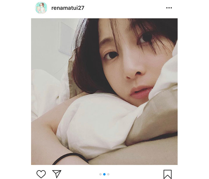 松井玲奈、リラックスしたおうち写真を公開「美人すぎ」「雰囲気がよき」