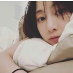 松井玲奈、リラックスしたおうち写真を公開「美人すぎ」「雰囲気がよき」