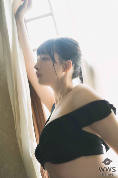 我妻ゆりか、個性の補聴器を付けてグラビア初登場「一生の宝物です」