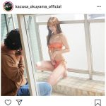 奥山かずさ、珊瑚色のビキニが眩しい「ヤンマガ」オフショット公開