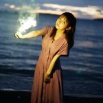 十味、お外で布団グラビア第2弾！今度は砂丘で「普段より風を感じる写真」に