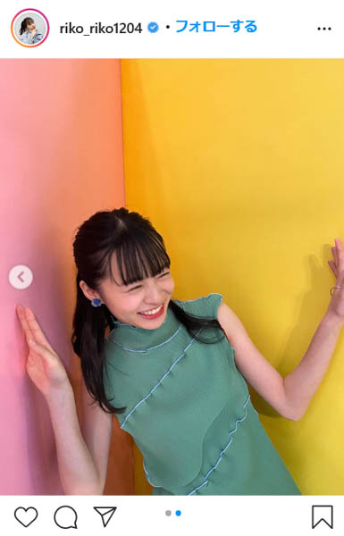 莉子、印象の異なるオフショットを公開　ファンから「くしゃって笑うりこちゃんの笑顔本当に可愛い」の声！