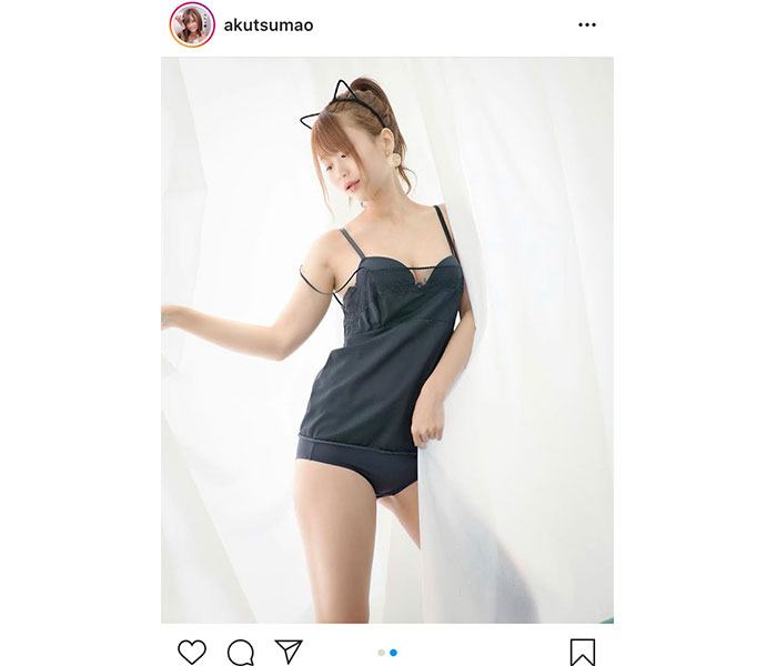 阿久津真央、黒キャミソールが美麗なポートレート披露！「スタイルが良くて綺麗」「セクシーで色っぽい」と反響も