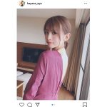 早瀬あや、背中ざっくり開きのバックショットに「とっても素敵」「肌もとても綺麗」と絶賛！