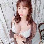 伊織いお、えちえちな清楚系グラビアショットに骨抜き！