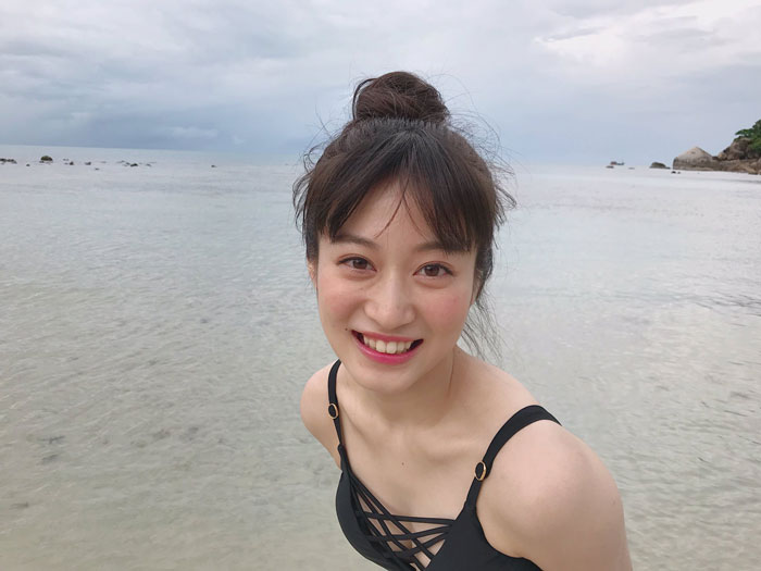 NMB48 川上千尋、お団子ビキニで「海の日」を盛り上げる！「最高の海の日になったわ」