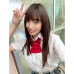 黒木ひかり、「月刊エンタメ」ゼロイチ企画の制服オフショット披露！「さすが現役女子高生！」「同級生になりたかった」