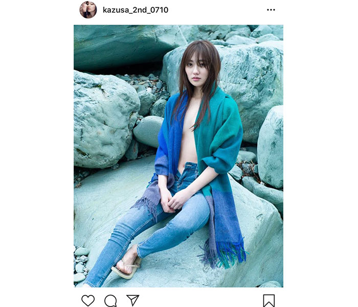 奥山かずさ、美背中披露の大胆バックショットを公開！写真集2度目の重版決定